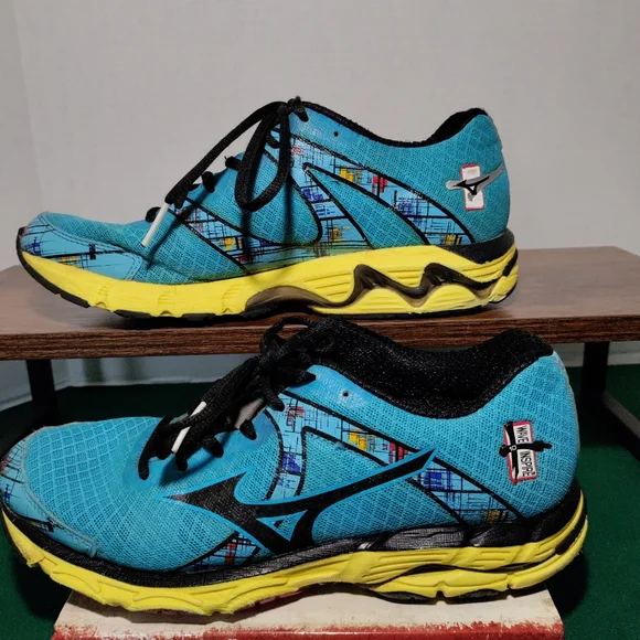 Mizuno Wave Inspire 10th Anniversary Blue/Yellow Womens Size W10 Running 
